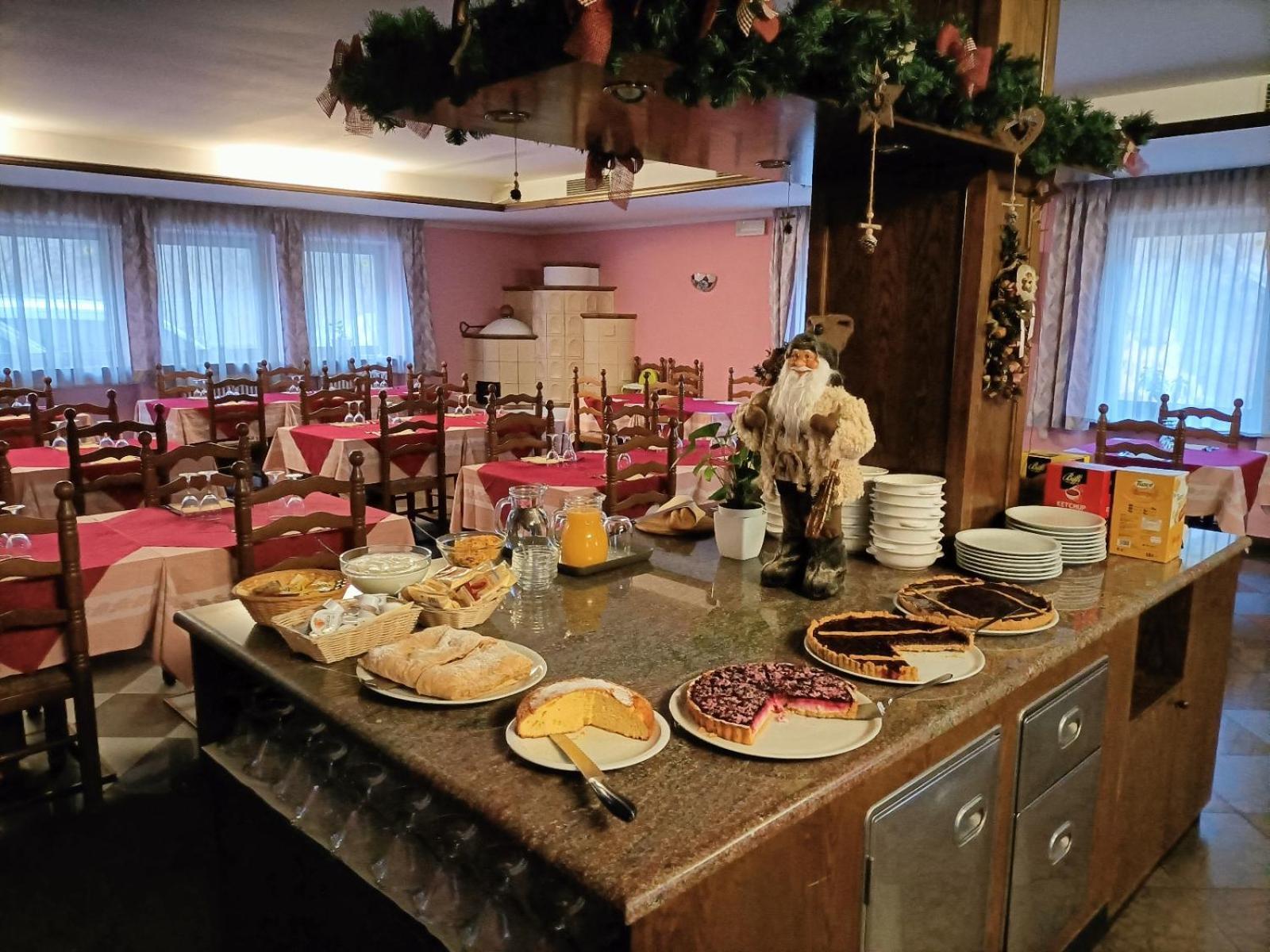 Albergo Al Lago Imer Esterno foto