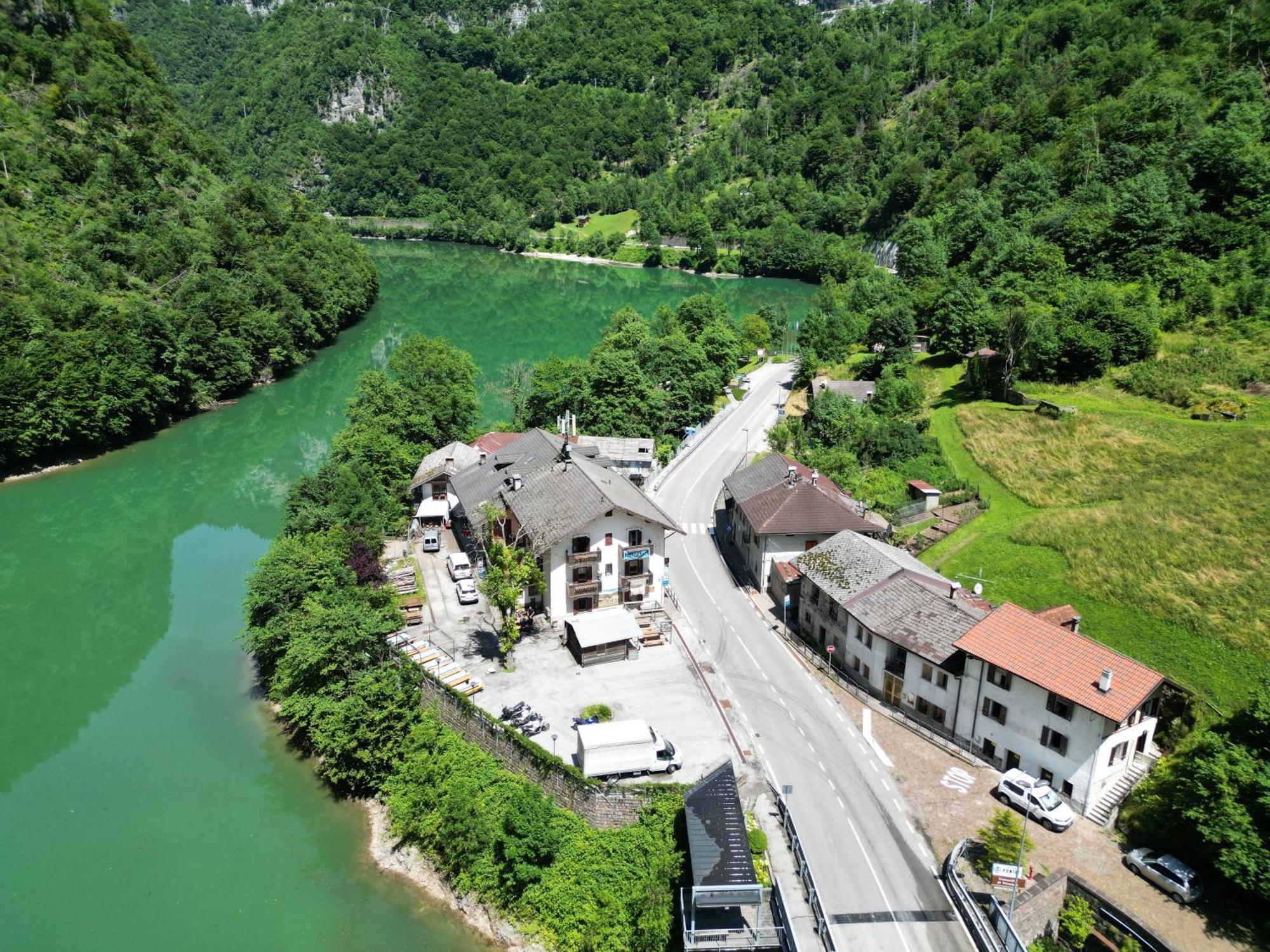Albergo Al Lago Imer Esterno foto