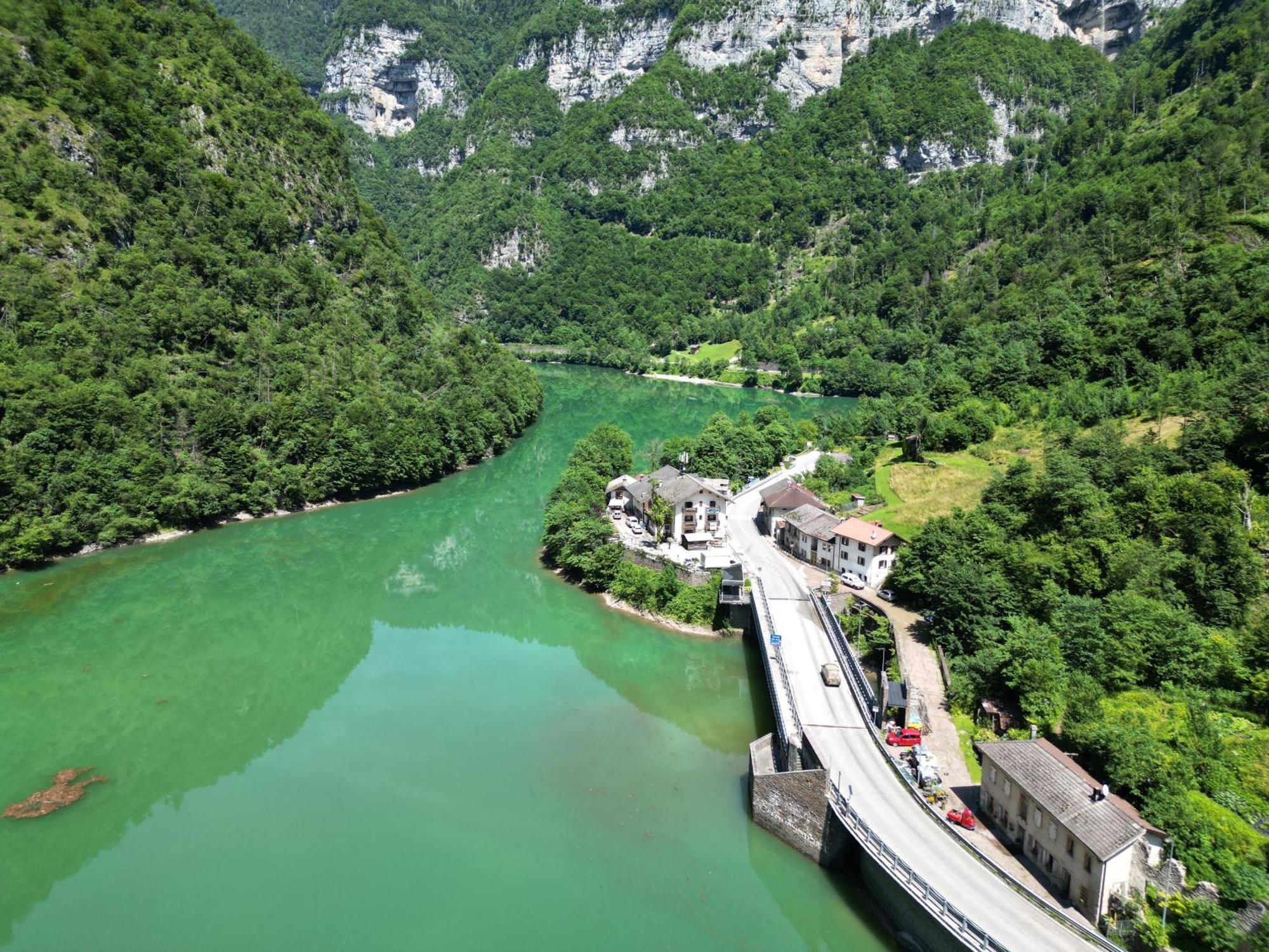 Albergo Al Lago Imer Esterno foto